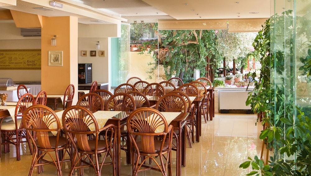 Xenios Loutra Village Beach Hotel アギア・パラスカヴィ エクステリア 写真